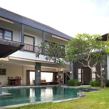 Villa Fanisa Kuta Lombok Rom bilde